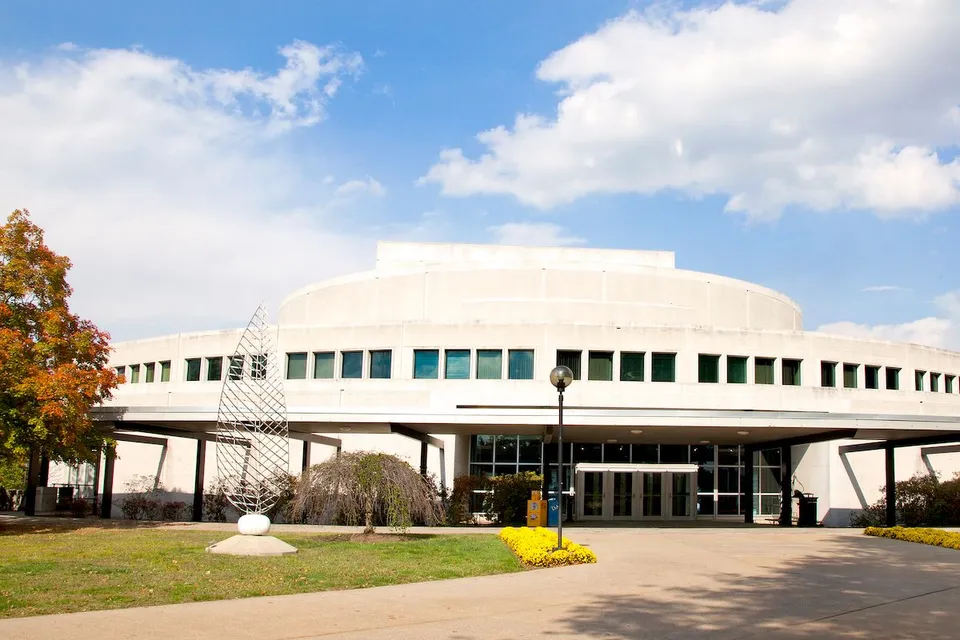 WVU Canady Creative Arts Center 1200x-960x640